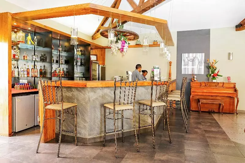 Fotos del hotel Relais Des Plateaux & Spa– Ivato International Airport:  19