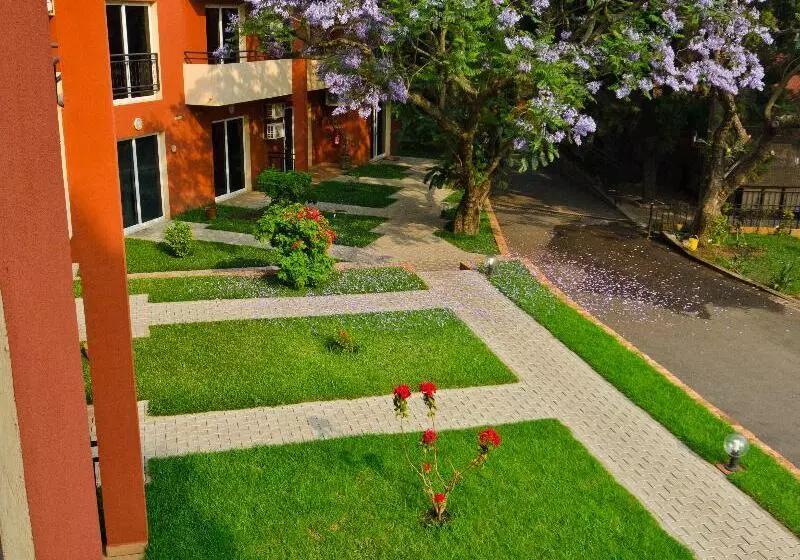 Fotos del hotel Relais Des Plateaux & Spa– Ivato International Airport:  8