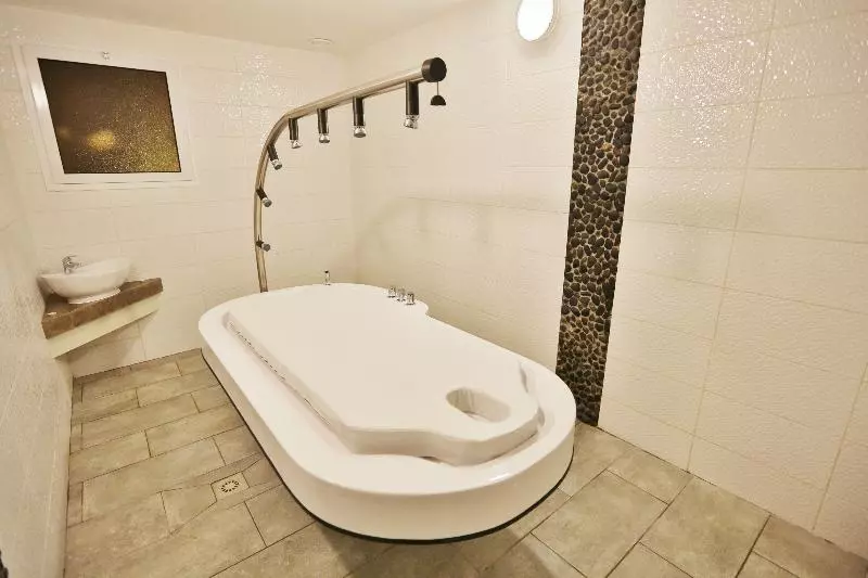 Fotos del hotel Relais Des Plateaux & Spa– Ivato International Airport:  12