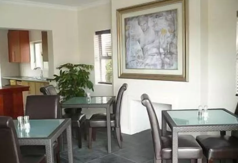 Fotos del hotel Aristotle Guest House:  12