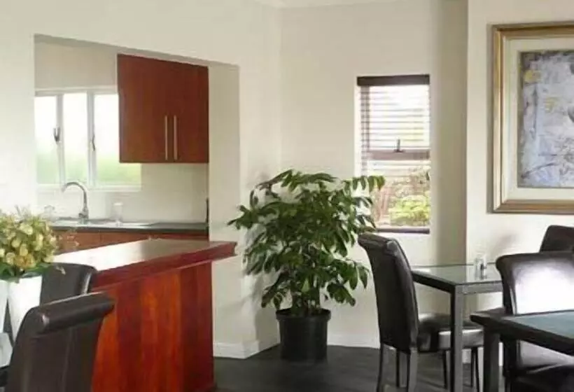 Fotos del hotel Aristotle Guest House:  22