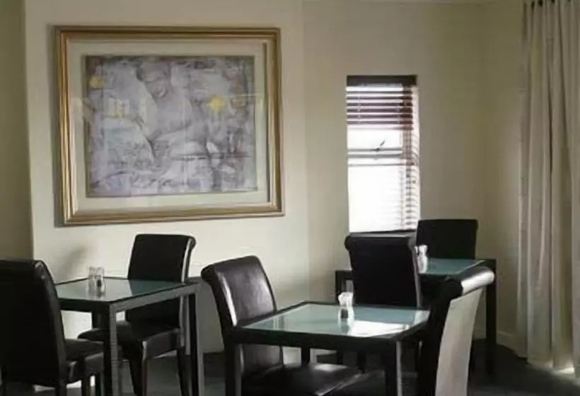 Fotos del hotel Aristotle Guest House:  6