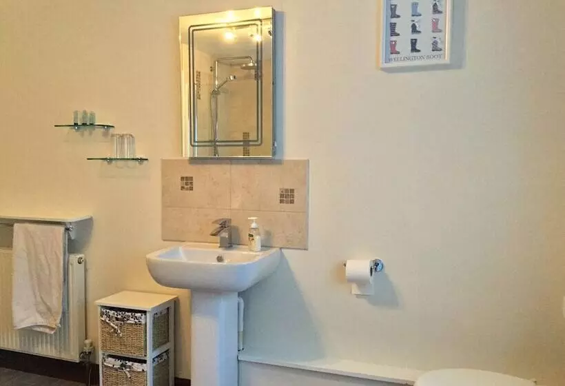 Fotos del hotel Lower Thornton Farm:  8