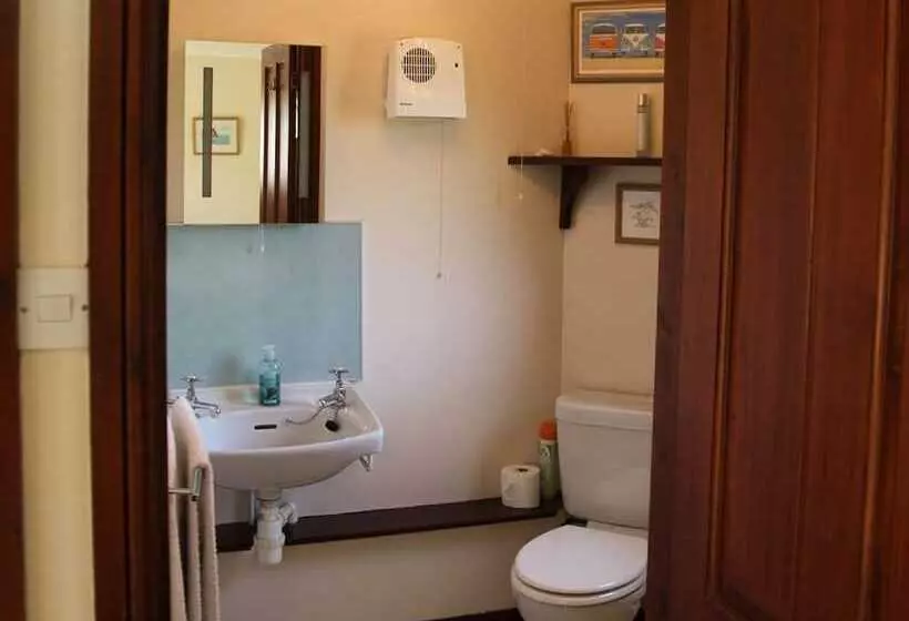 Fotos del hotel Lower Thornton Farm:  11