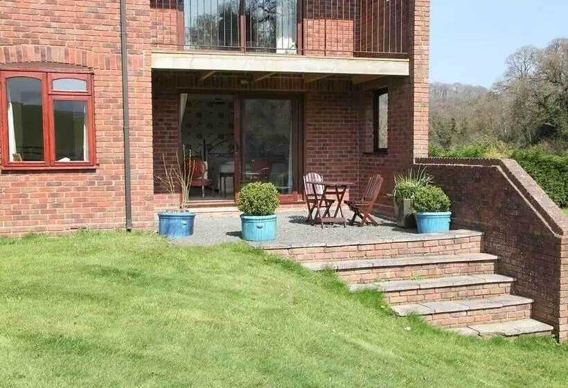 Fotos del hotel Lower Thornton Farm:  2