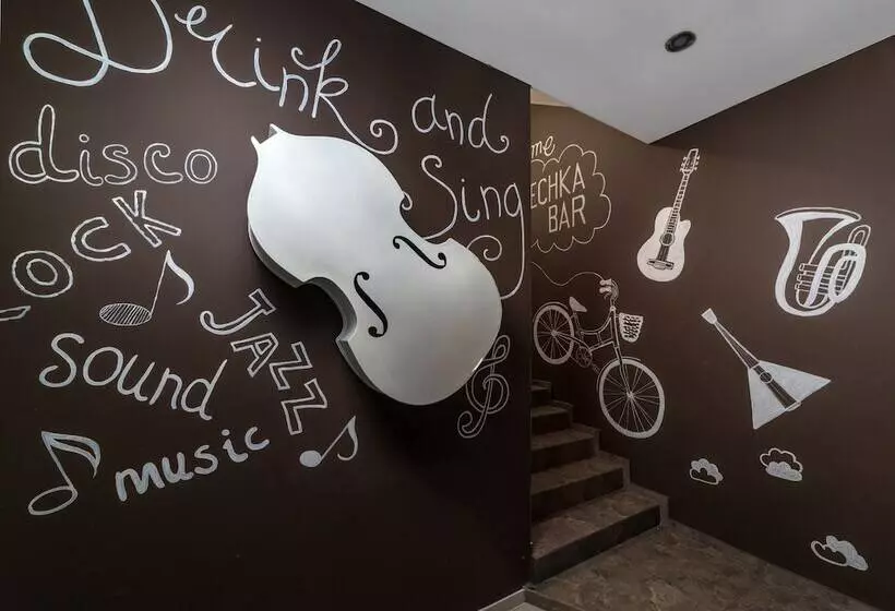 Fotos del hotel Ambassador Plaza:  3