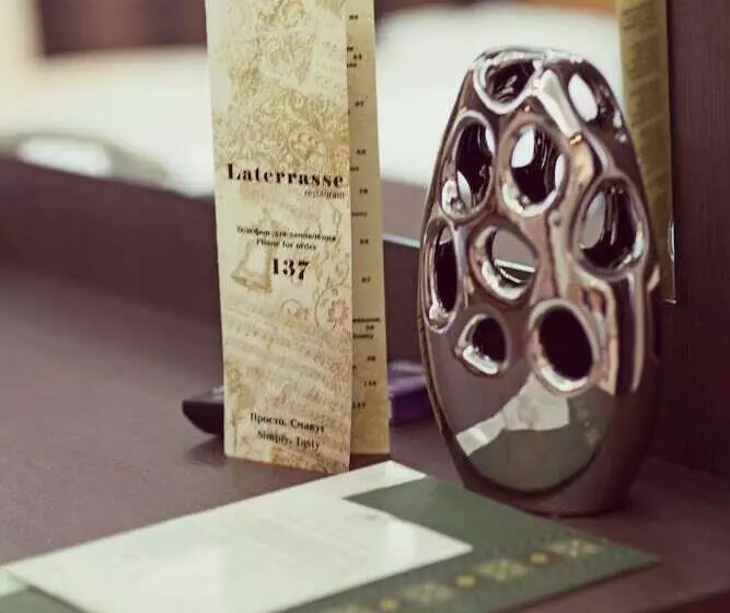 Fotos del hotel Ambassador Plaza:  14