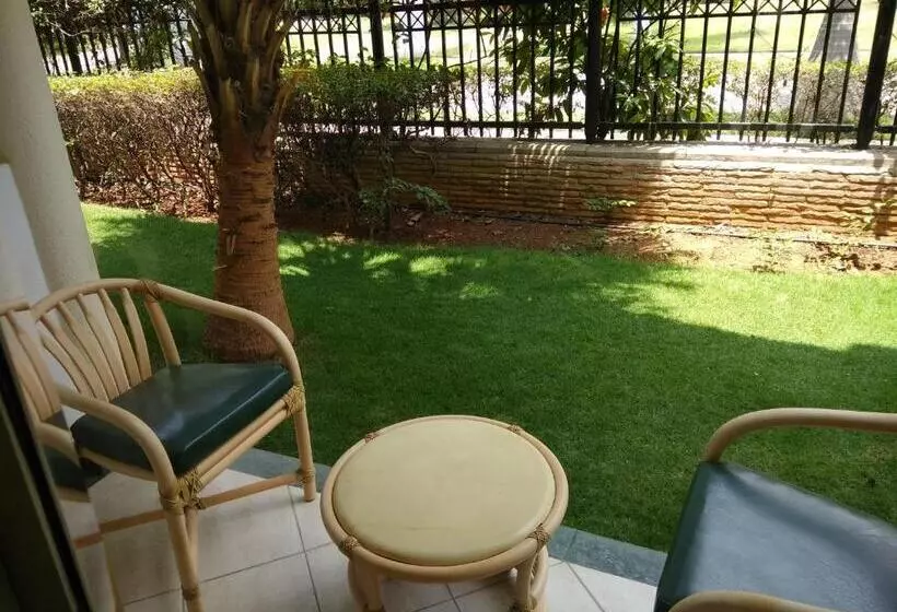 Fotos del hotel Palm Meadows Club:  5