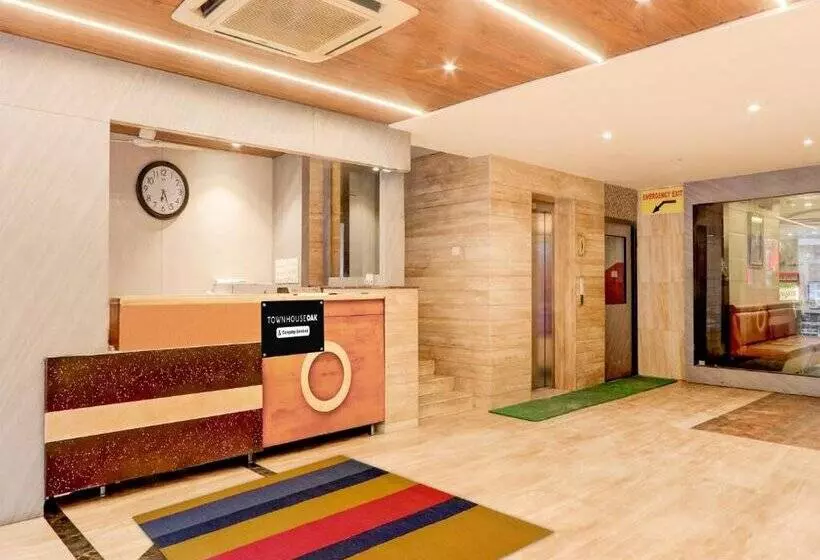 Fotos del hotel Capital O 918  Nera Regency:  17