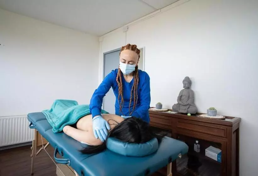 Fotos del hotel Versalles Suites Puerto Montt:  7