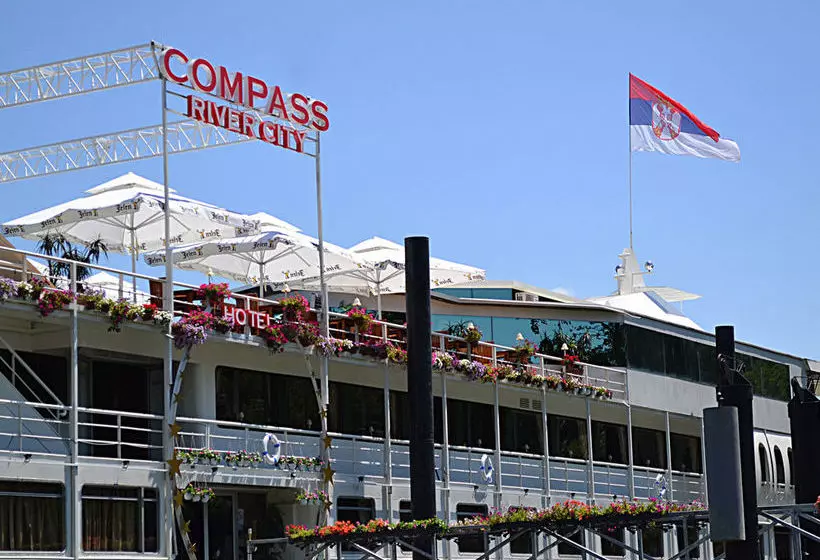 Compass River City Boatel