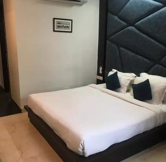 Fotos del hotel Crimson Palace:  11