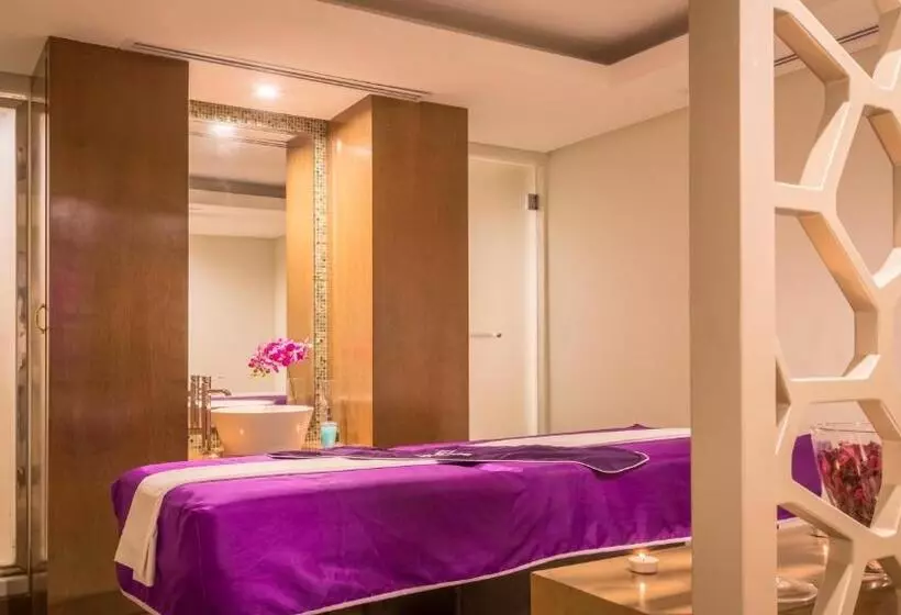 Fotos del hotel Holiday Inn Jeddah Gateway, An Ihg:  8