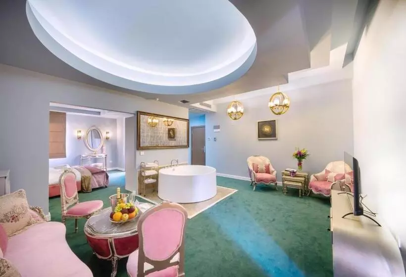 Fotos del hotel Phoenicia Comfort:  2