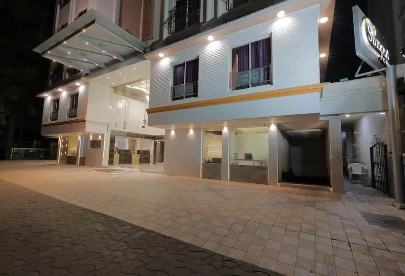 Fotos del hotel Fab Summit:  10