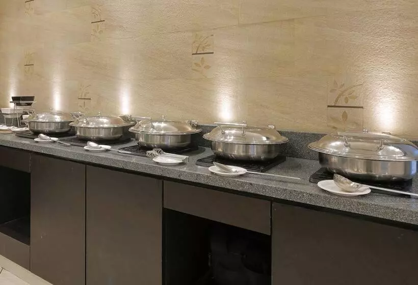 Fotos del hotel Fab Summit:  9