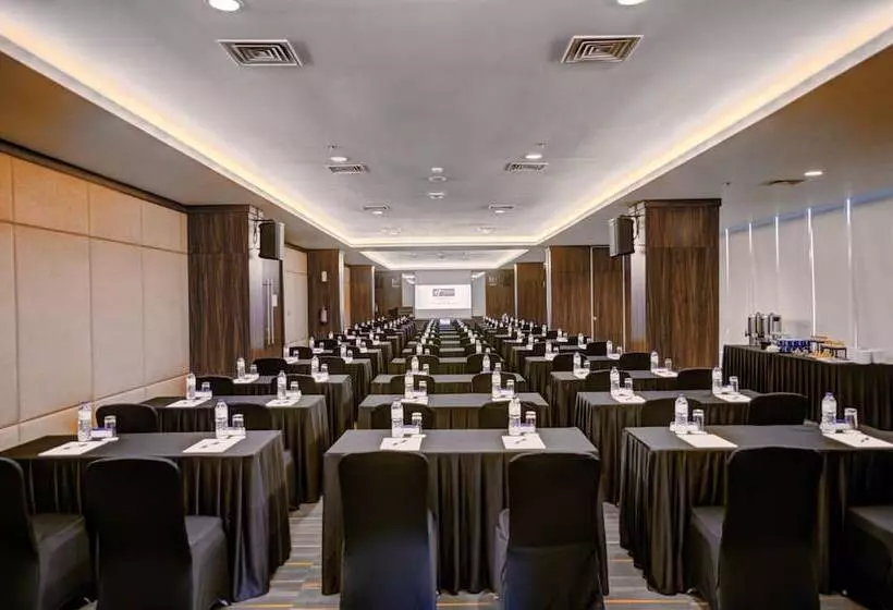 Fotos del hotel Holiday Inn Express Jakarta International Expo, An Ihg:  12