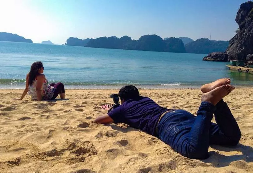 Fotos del hotel Monkey Island Resort:  6