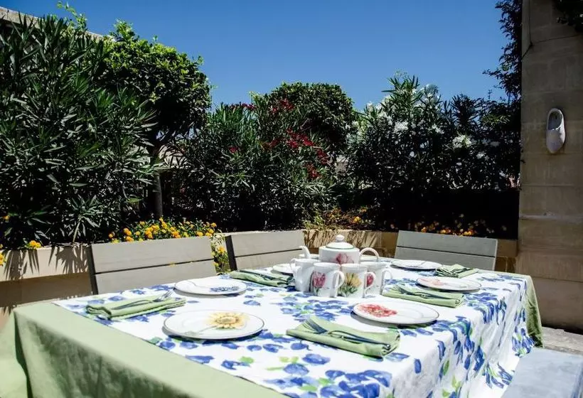 Fotos del hotel Palazzo Valletta Suites:  3