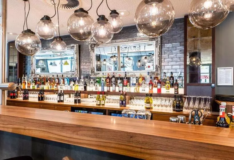 Fotos del hotel Premier Inn Düsseldorf City Ost Hotel:  5