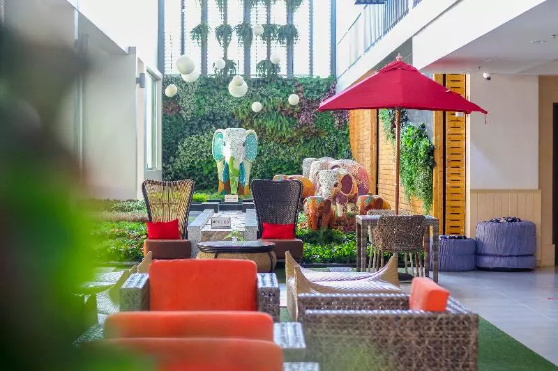 Fotos del hotel Ramada By Wyndham Phuket Deevana Patong:  5