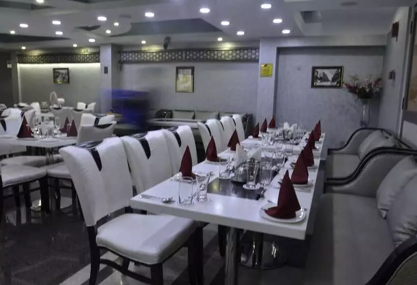 Fotos del hotel Sudesh Tower:  14