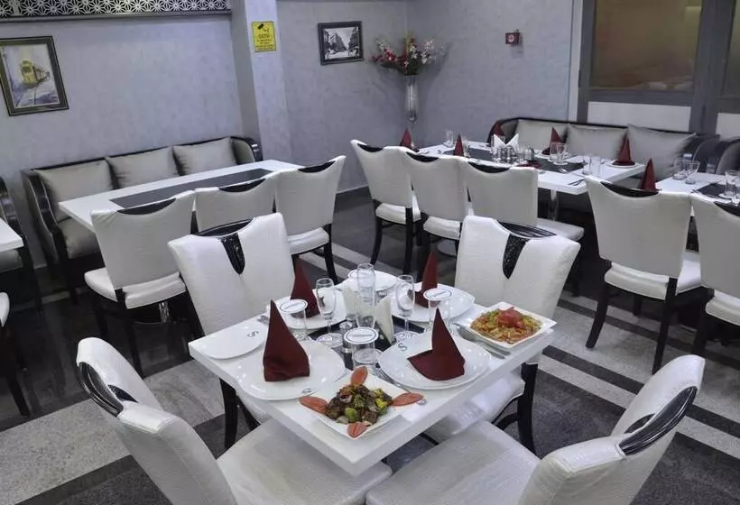 Fotos del hotel Sudesh Tower:  8