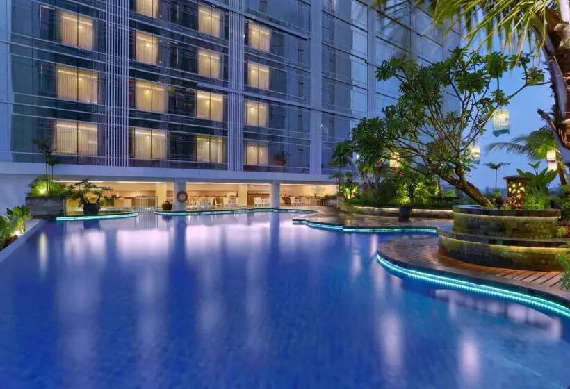 Fotos del hotel The Alana Yogyakarta  And Convention Center:  3