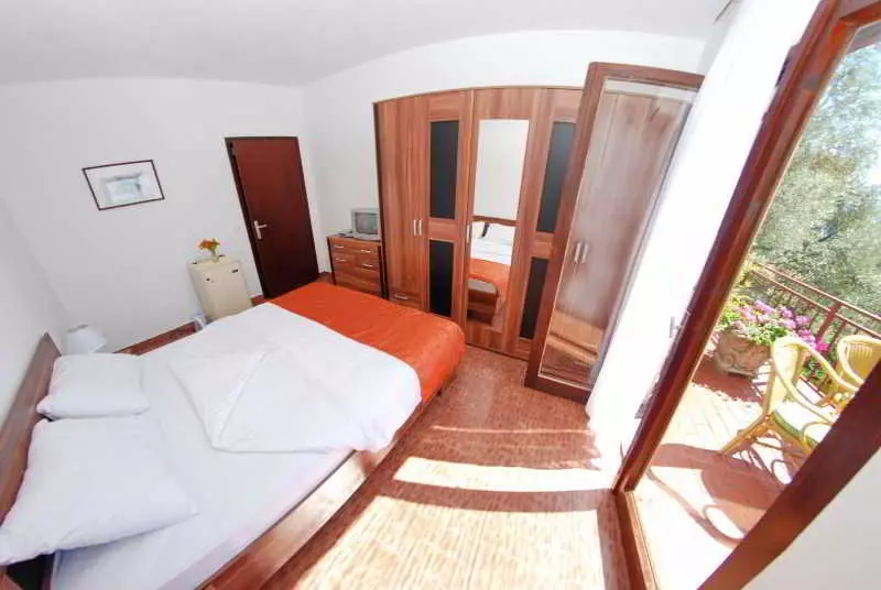 Fotos del hotel Elena Guest House:  18