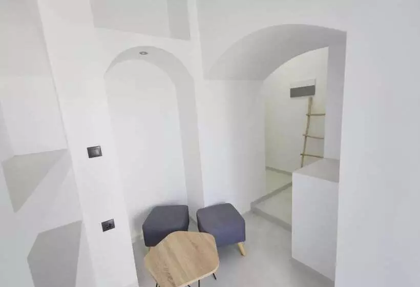 Fotos del hotel Fira Cave Suites:  2