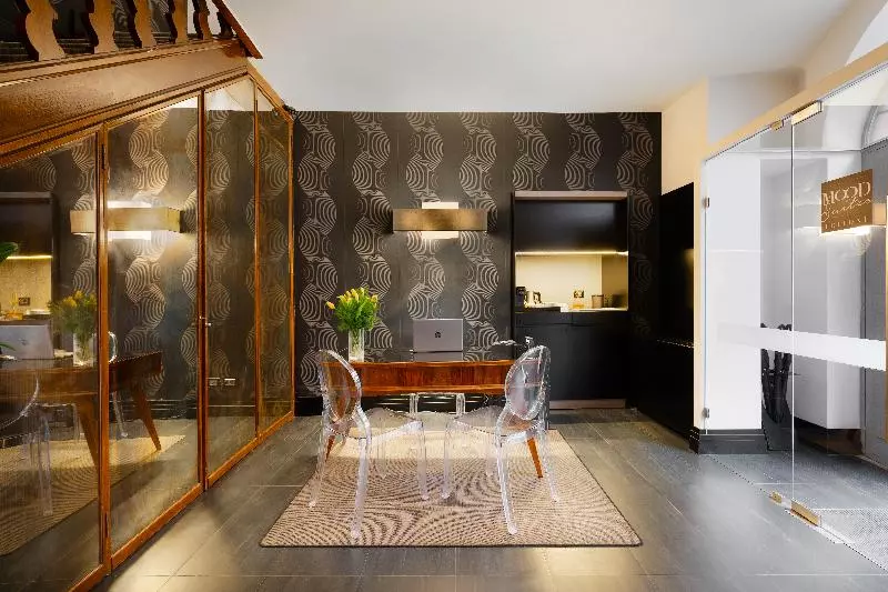 Fotos del hotel Mood Suites Tritone:  4