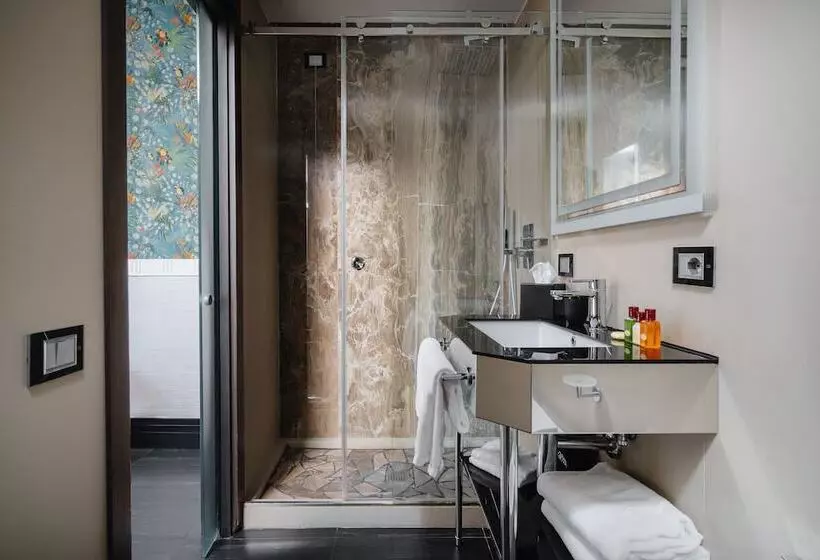 Fotos del hotel Mood Suites Tritone:  16