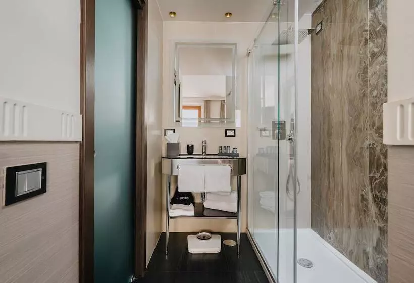 Fotos del hotel Mood Suites Tritone:  14