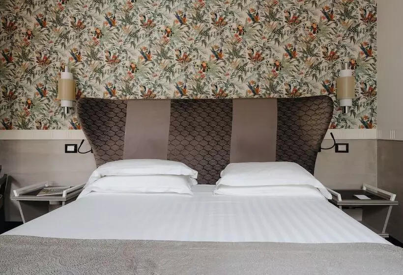 Fotos del hotel Mood Suites Tritone:  13