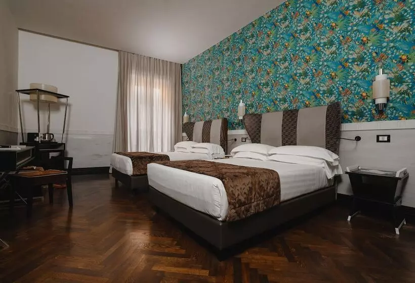 Fotos del hotel Mood Suites Tritone:  10