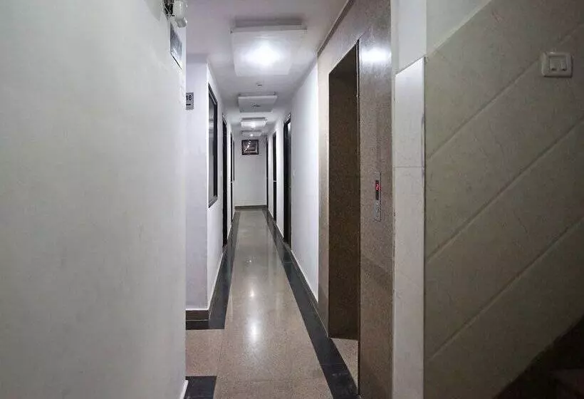 Fotos del hotel Capital O 9367  Galaxy:  9