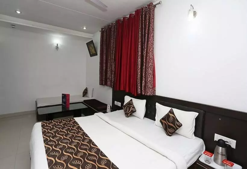 Fotos del hotel Capital O 9367  Galaxy:  19