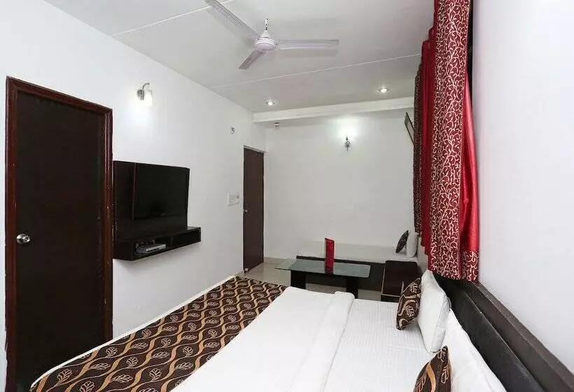 Fotos del hotel Capital O 9367  Galaxy:  17