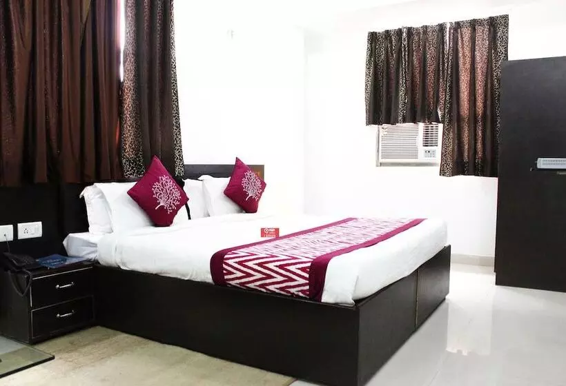 Fotos del hotel Capital O 9367  Galaxy:  2