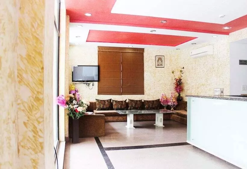 Fotos del hotel Capital O 9367  Galaxy:  3