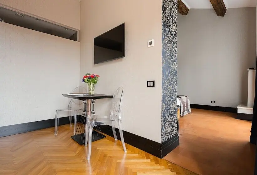 Fotos del hotel Mood Suites Tritone:  5