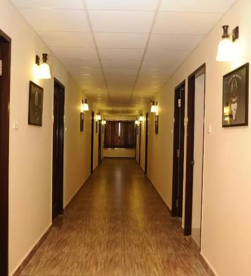 Fotos del hotel Balaji Residency:  8