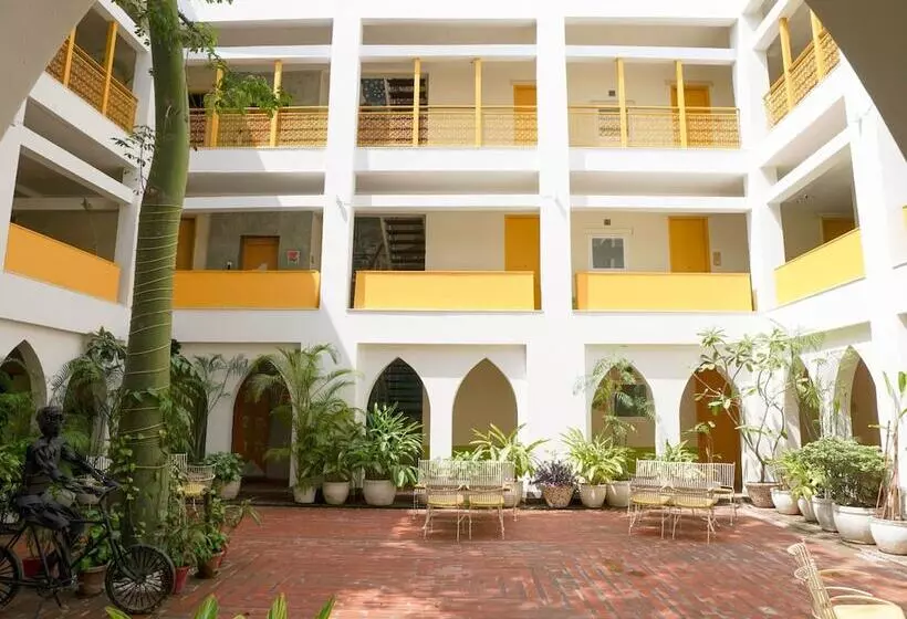 Fotos del hotel Bloom Boutique L Signature Towers:  8