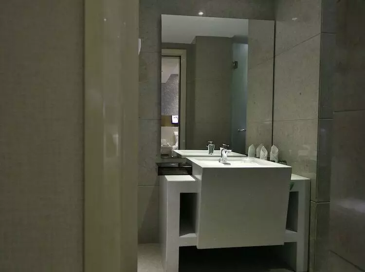 Fotos del hotel Paco  Guangzhou Ouzhuang Metro Branch:  5