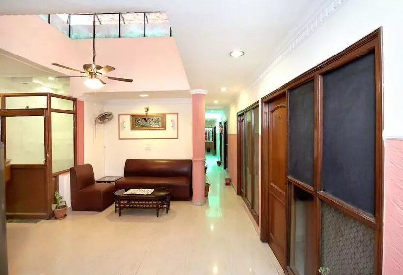 Fotos del hotel Oyo Rooms Chandigarh Sector 7:  16