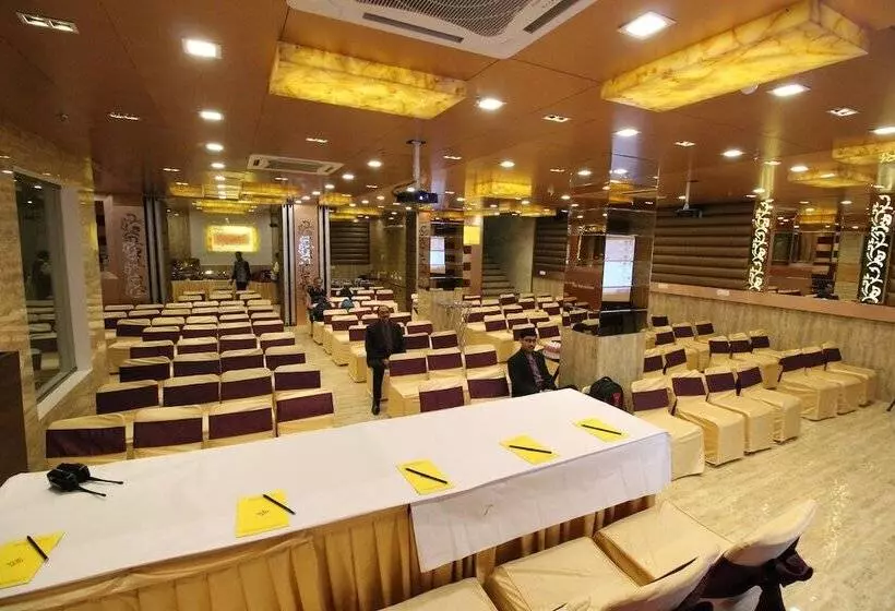 Fotos del hotel Golden Grand:  9