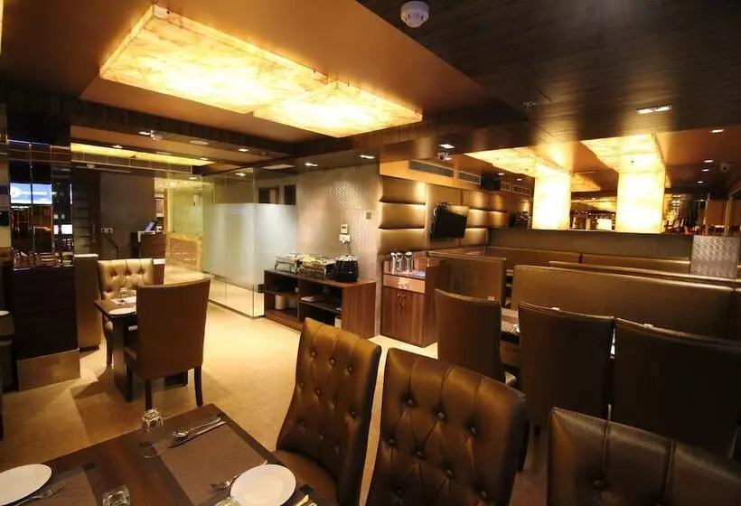 Fotos del hotel Golden Grand:  18