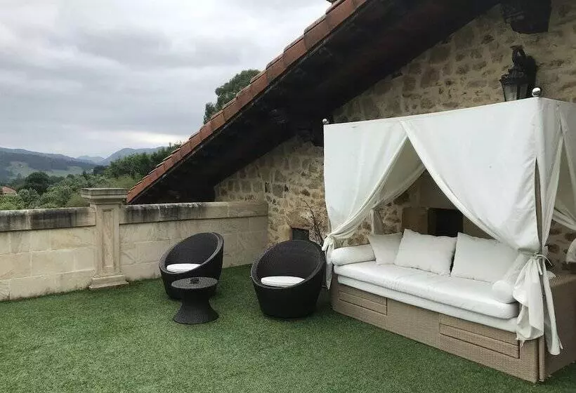 Fotos del hotel Palacio De Trasvilla:  10