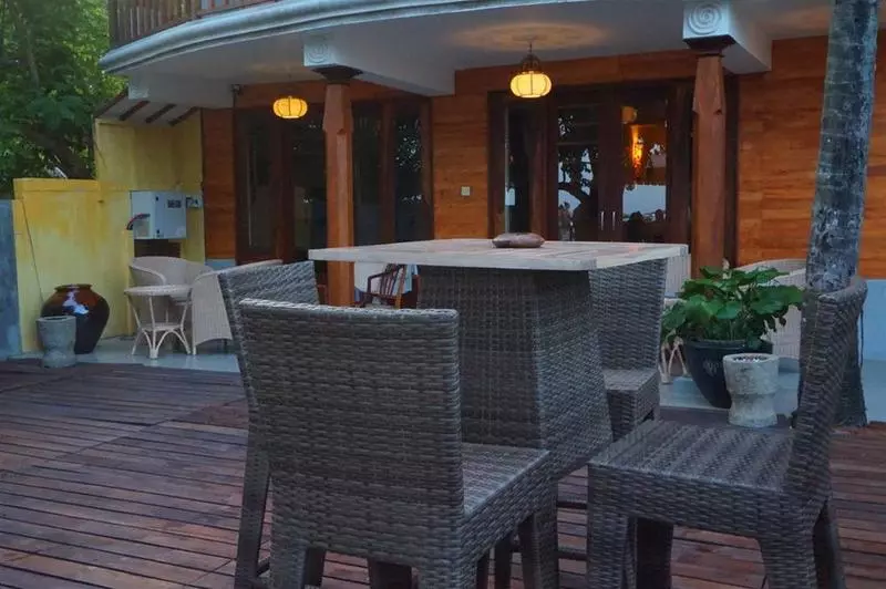 Fotos del hotel Thaproban Beach House:  5