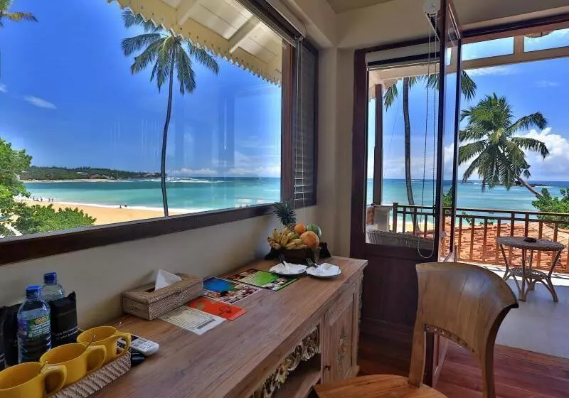 Fotos del hotel Thaproban Beach House:  8